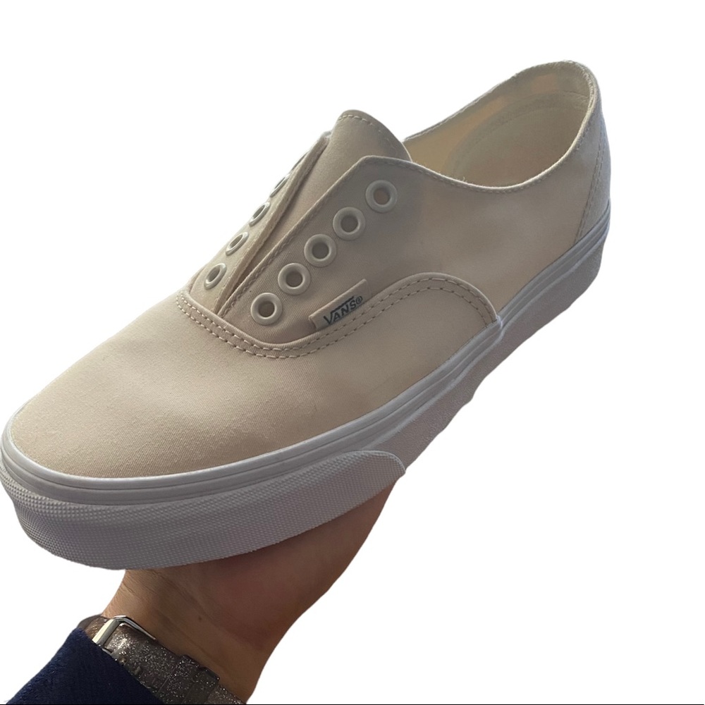 NWOT Vans Authentic Gore Brushed Twill Tapioca/ True White